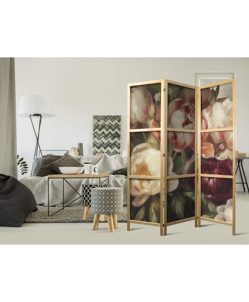 Japoniška kambario pertvara - Žydintys bijūnai - išraiškingos gėlės saulės šviesoje