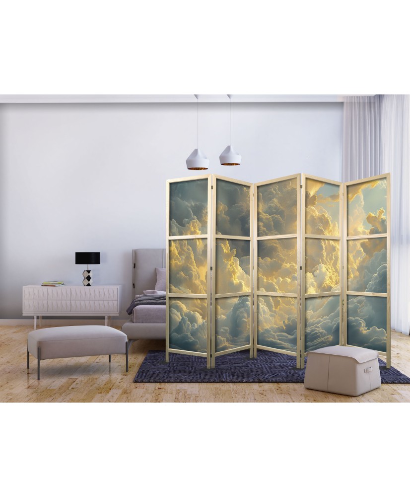 Japoniška kambario pertvara - Paskutinis dienos atodūsis - vakaro šviesoje skendintys debesys