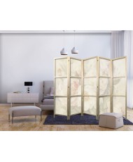 Japoniška kambario pertvara - Žydintys bijūnai - ryškios didelės gėlės baltame rūke