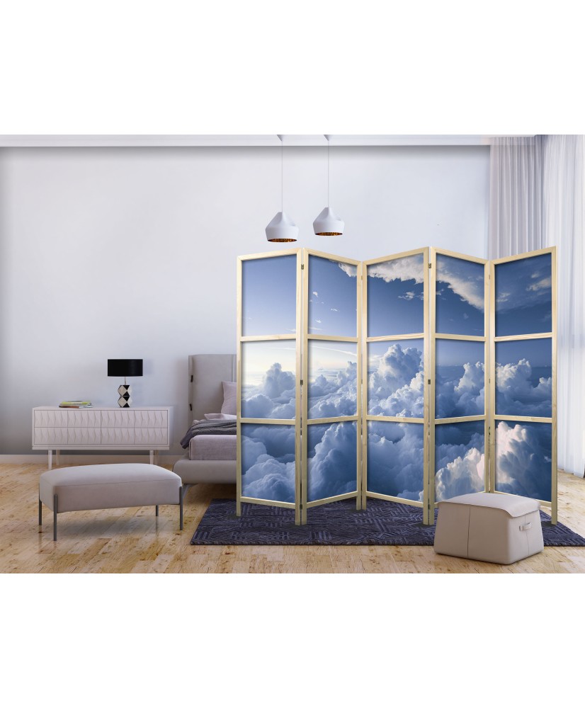 Japoniška kambario pertvara - Oro peizažai: spinduliai nušviečia purius debesis