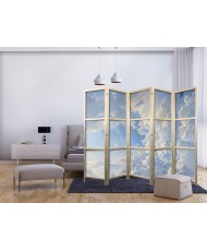 Japoniška kambario pertvara - Saulė atskleidžia debesų paslaptis: įspūdingi vaizdai danguje