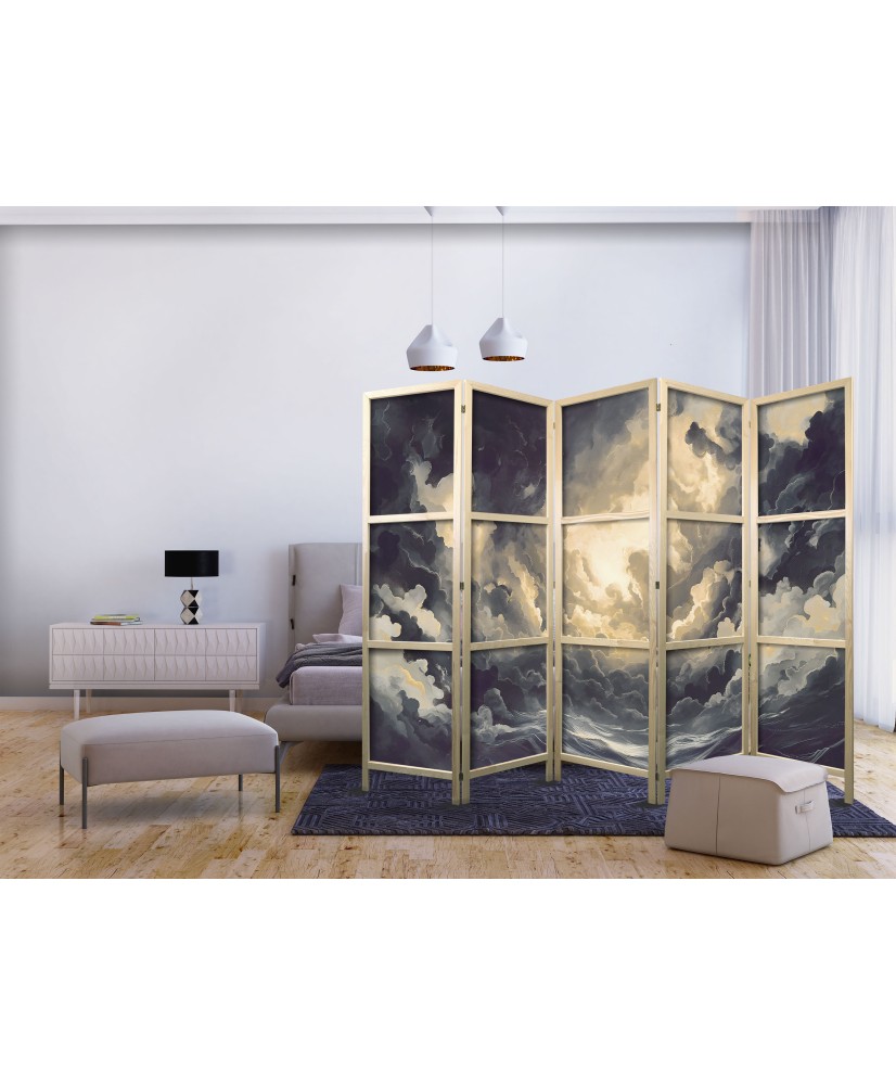 Japoniška kambario pertvara - Epinių šviesos žaismas: saulė kovoja su debesimis dėl dominavimo