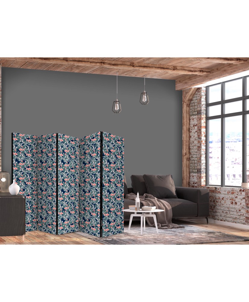 Pertvara - Žuvys tarp lapų - spalvingos koi žuvys tarp tamsiai žalių vandens lelijų lapų - 5 dalių
