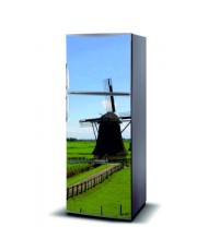 Magnetinis lipdukas ant šaldytuvo