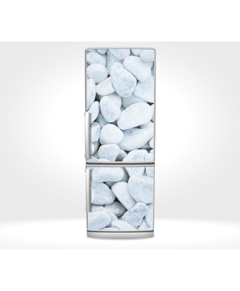 Magnetinis lipdukas ant šaldytuvo